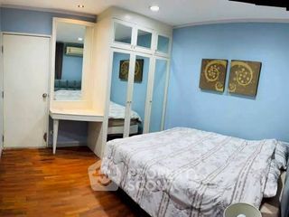 For rent 2 bedrooms condo in Phra Khanong, Bangkok
