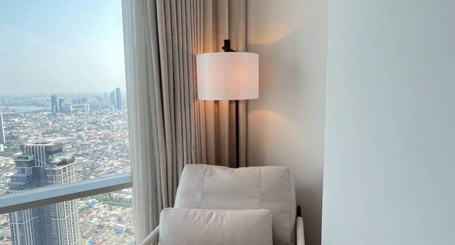 À louer 4 chambres condo à Bang Kho Laem, Bangkok