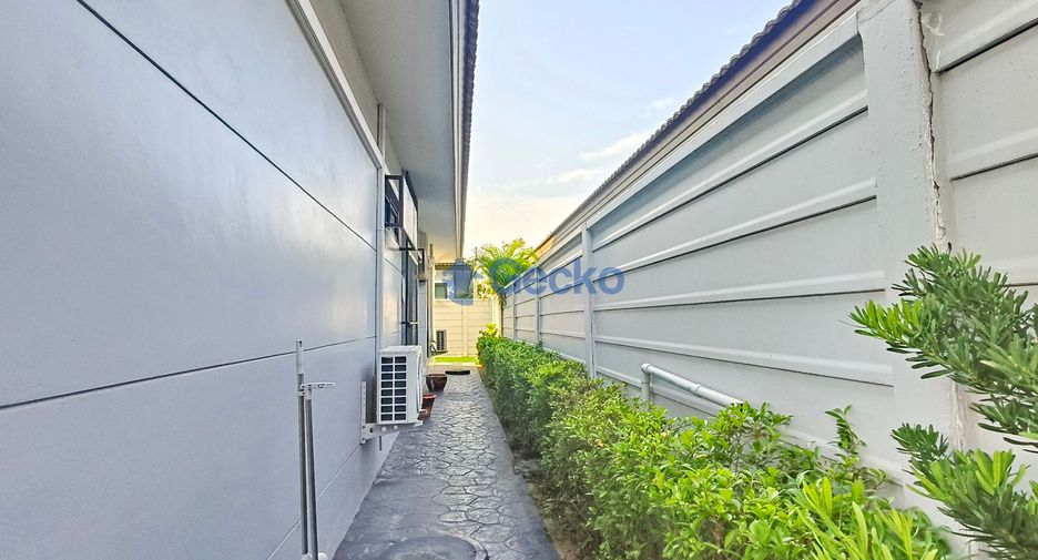 For rent 3 bedrooms house in Bang Lamung, Chonburi