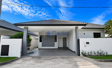 For rent 3 bedrooms house in Bang Lamung, Chonburi