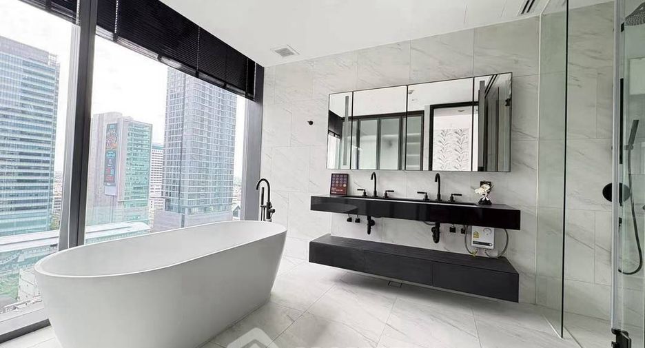 For rent 2 bedrooms condo in Sathon, Bangkok