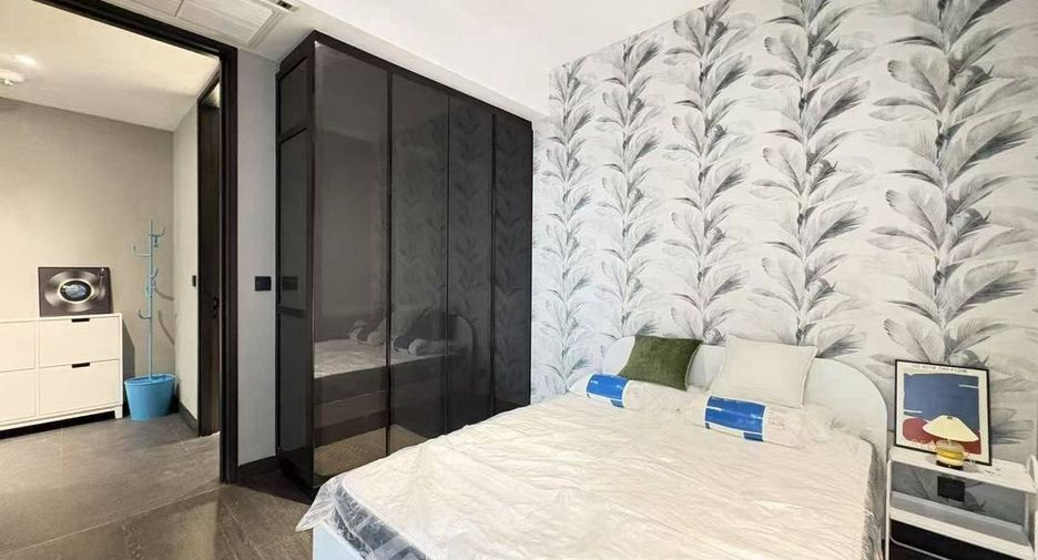 For rent 2 bedrooms condo in Sathon, Bangkok