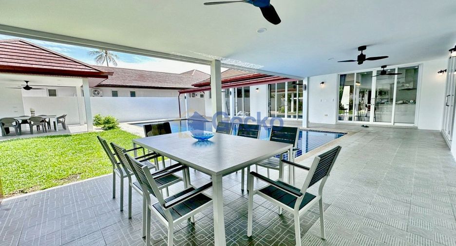 For rent 4 bedrooms house in Bang Lamung, Chonburi