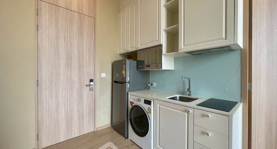 For rent 1 bed condo in Khlong Toei, Bangkok