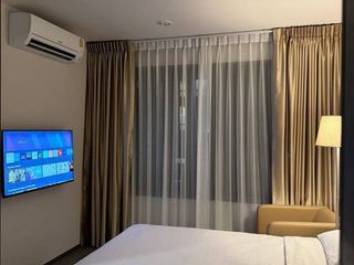À louer 1 chambre condo à Bang Rak, Bangkok