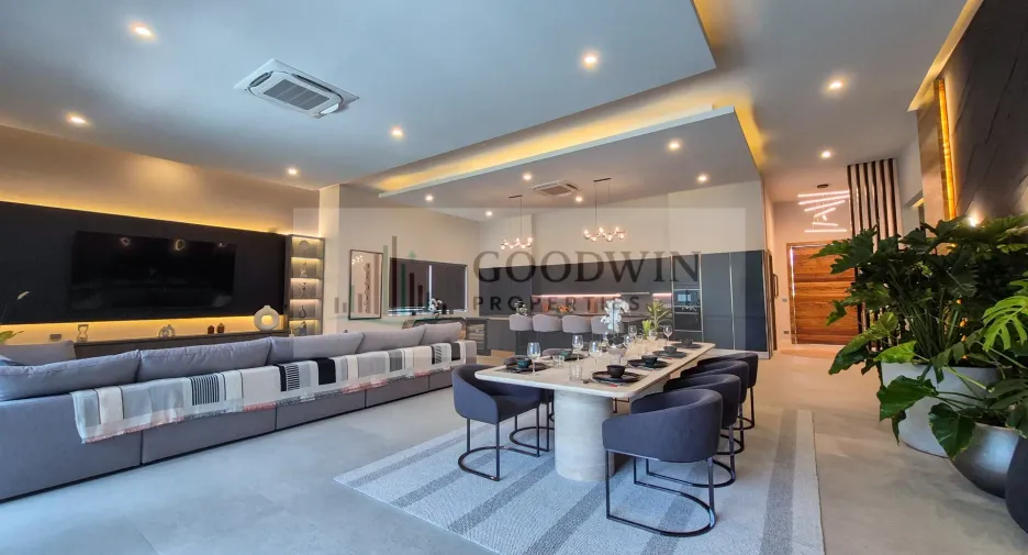 Casa en venta de 5 habitaciones en Bang Lamung, Chonburi