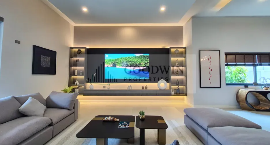 Casa en venta de 5 habitaciones en Bang Lamung, Chonburi