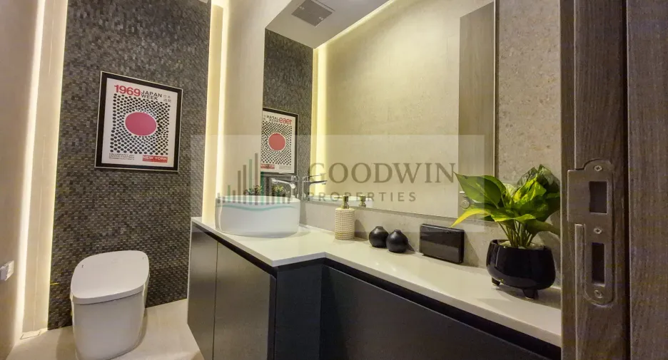 Casa en venta de 5 habitaciones en Bang Lamung, Chonburi
