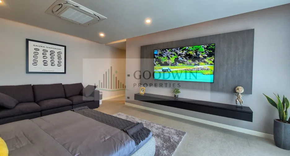 For sale 6 ベッドルーム house in Bang Lamung, Chonburi