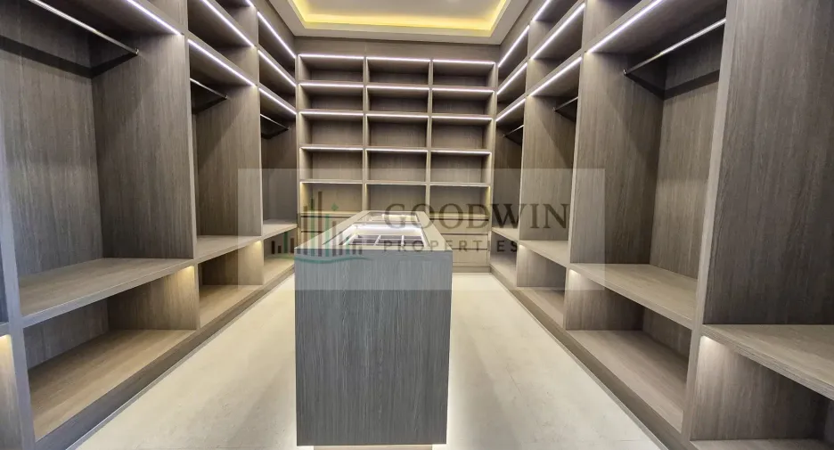 For sale 6 ベッドルーム house in Bang Lamung, Chonburi