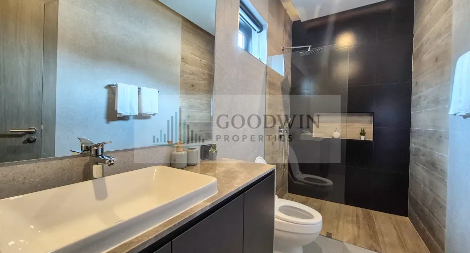 For sale 6 ベッドルーム house in Bang Lamung, Chonburi