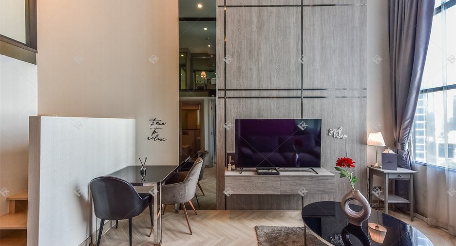 For sale 1 bed condo in Sathon, Bangkok