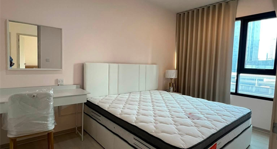 For sale 2 bedrooms condo in Watthana, Bangkok