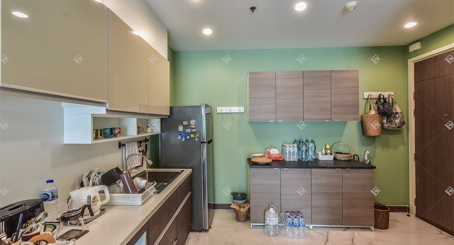 À louer 1 chambre condo à Bang Rak, Bangkok