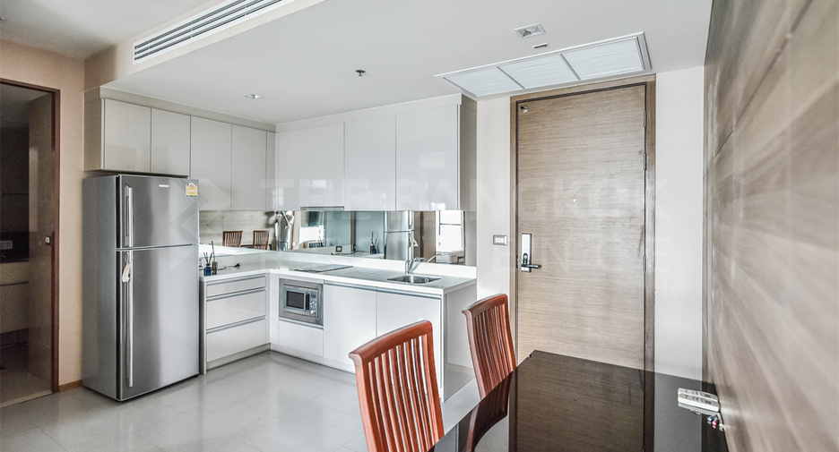 For rent 2 bedrooms condo in Sathon, Bangkok