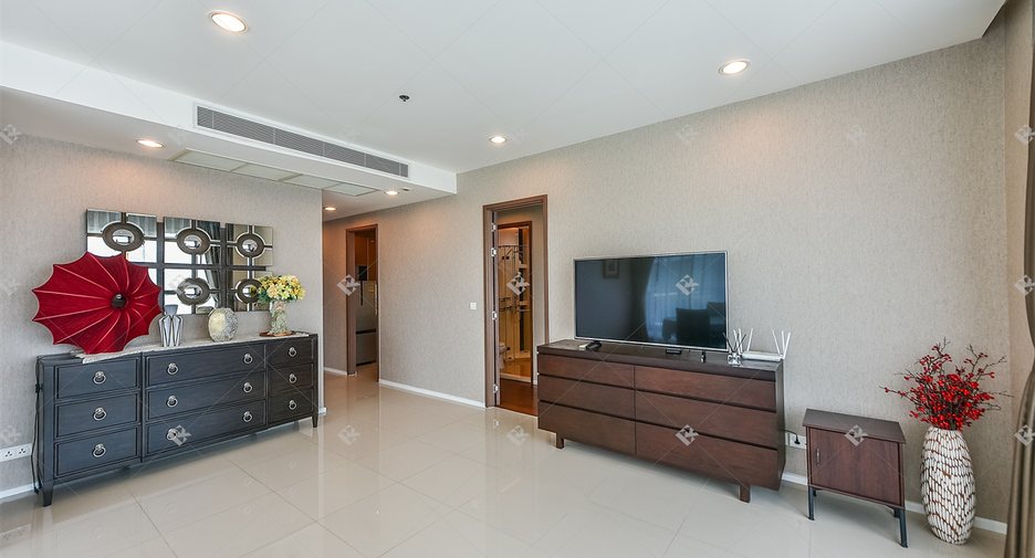For rent 2 bedrooms condo in Bang Kho Laem, Bangkok