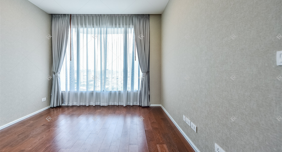 For rent 2 bedrooms condo in Bang Kho Laem, Bangkok