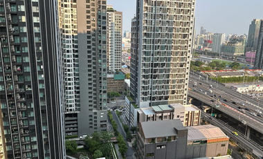 For sale 1 bed condo in Huai Khwang, Bangkok