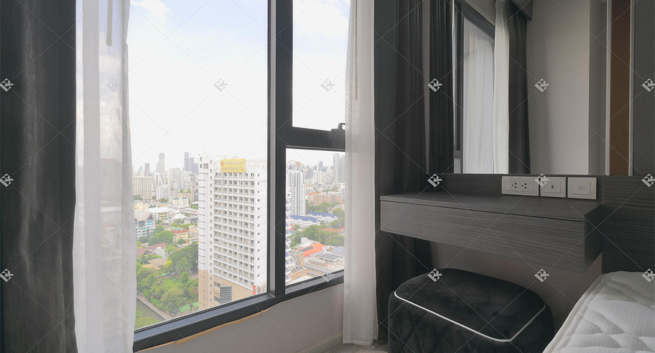 À vendre 2 chambres condo à Watthana, Bangkok