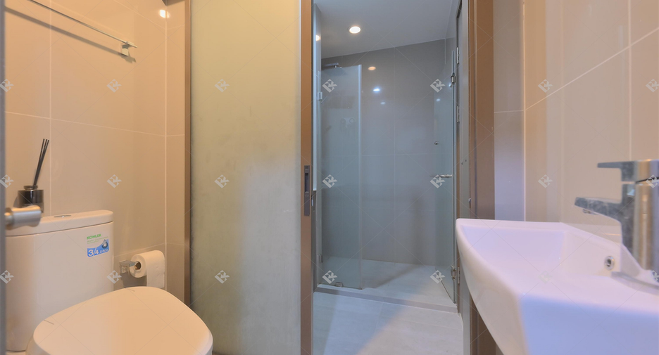 À vendre 2 chambres condo à Watthana, Bangkok