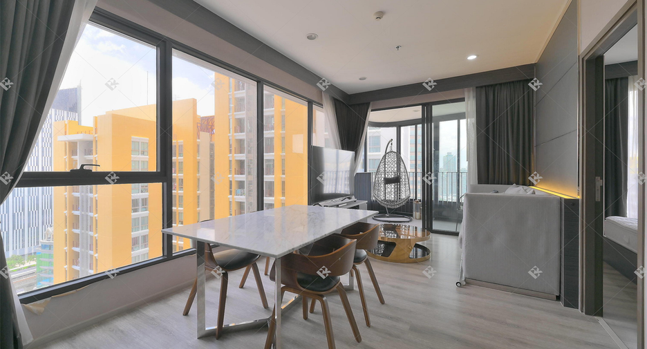 À vendre 2 chambres condo à Watthana, Bangkok