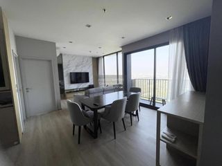 For rent 2 bedrooms condo in Chatuchak, Bangkok
