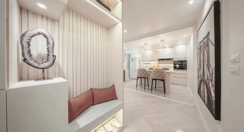 For rent 3 ベッドルーム condo in Yan Nawa, Bangkok