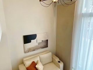 Wohnung zur Miete mit 1 Zimmer in Bang Rak, Bangkok