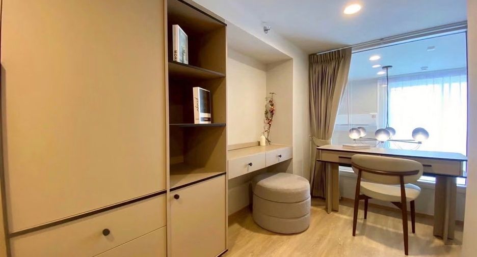 Wohnung zur Miete mit 1 Zimmer in Bang Rak, Bangkok