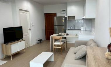 For rent 2 bedrooms condo in Sathon, Bangkok