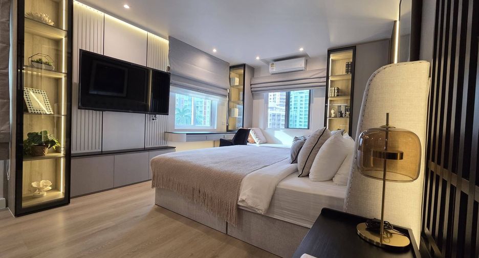 For rent 2 ベッドルーム condo in Yan Nawa, Bangkok