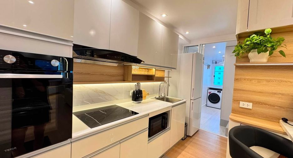 For rent 2 ベッドルーム condo in Yan Nawa, Bangkok