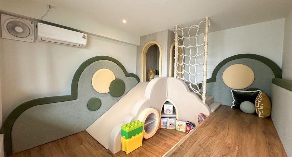 Haus zum Kauf mit 4 Zimmer in Bang Lamung, Chonburi