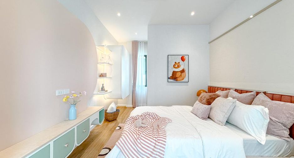 Haus zum Kauf mit 4 Zimmer in Bang Lamung, Chonburi