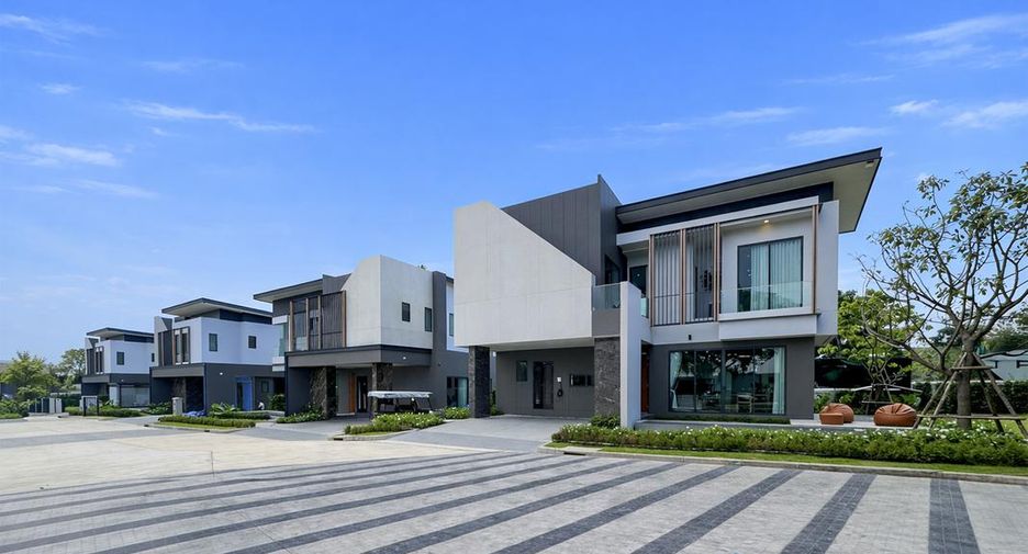 Haus zum Kauf mit 4 Zimmer in Bang Lamung, Chonburi