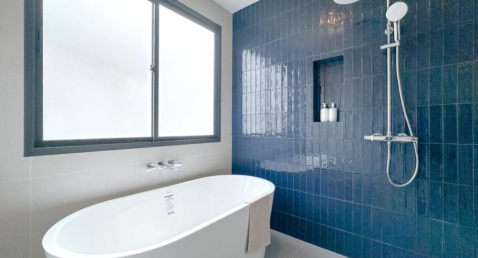 Haus zum Kauf mit 4 Zimmer in Bang Lamung, Chonburi