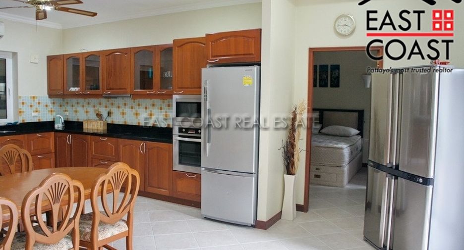 Casa en alquiler de 2 habitaciones en Bang Lamung, Chonburi