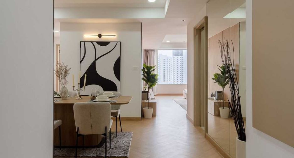 For sale 2 bedrooms condo in Watthana, Bangkok