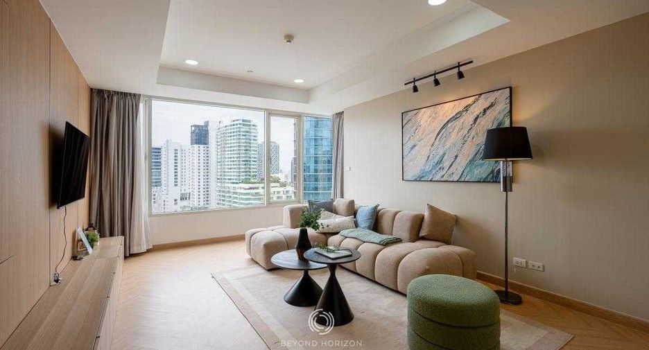 For sale 2 bedrooms condo in Watthana, Bangkok