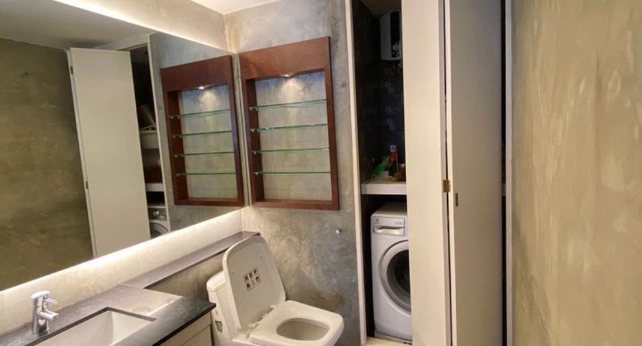 Condo en venta de 2 habitaciones en Sathon, Bangkok