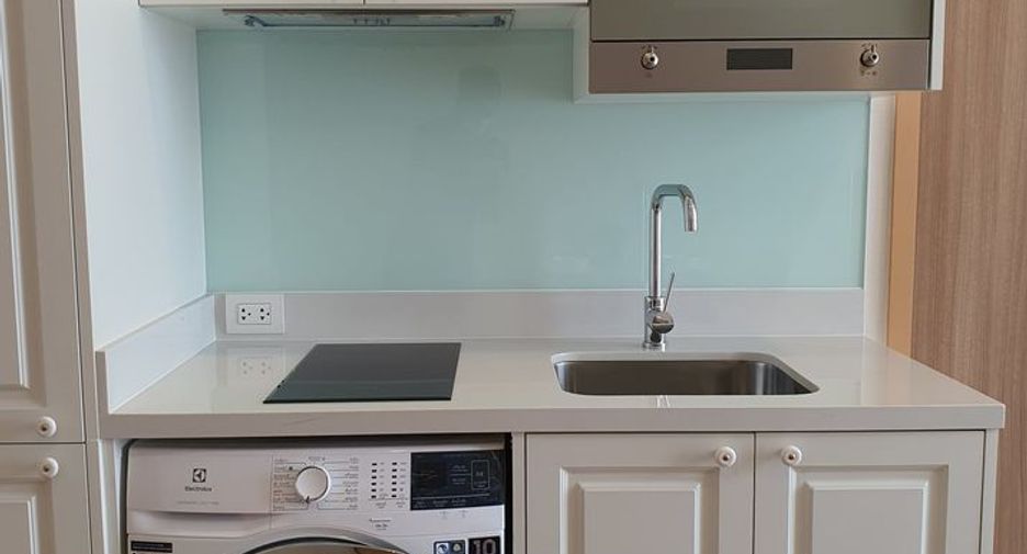 For sale 1 bed condo in Watthana, Bangkok