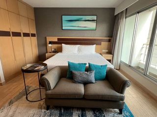 For rent studio condo in Khlong Toei, Bangkok