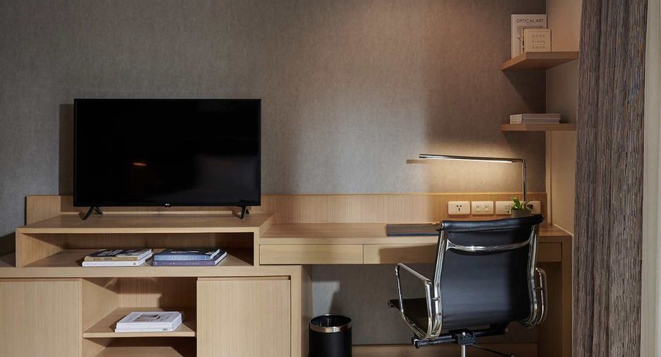 For rent studio condo in Khlong Toei, Bangkok