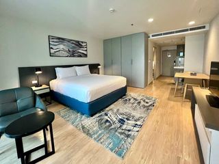 For rent studio condo in Khlong Toei, Bangkok