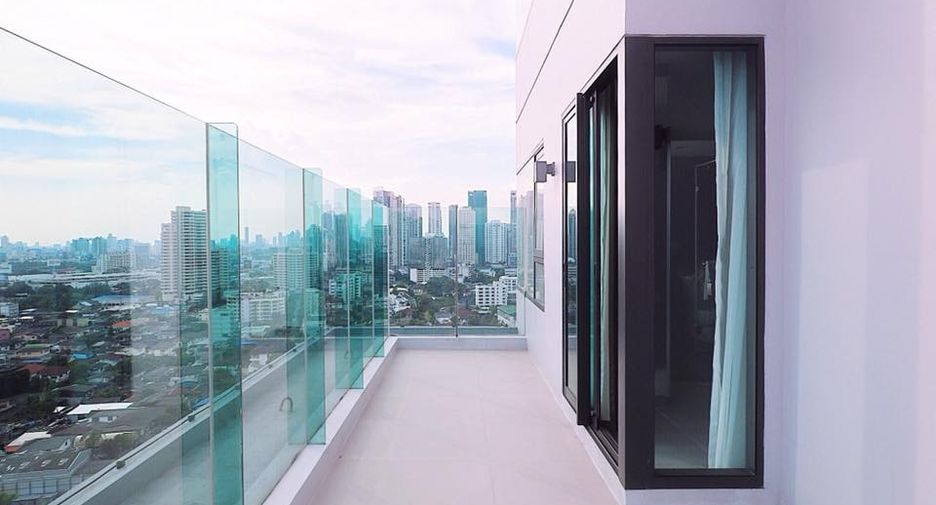 À louer et à vendre 2 chambres condo à Khlong Toei, Bangkok