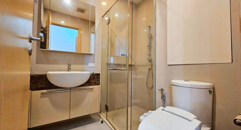 Condo en alquiler de 2 habitaciones en Khlong Toei, Bangkok