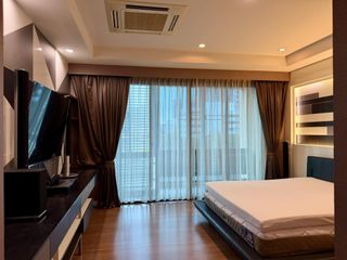 For rent and for sale 3 bedrooms townhouse in Khlong Toei, Bangkok