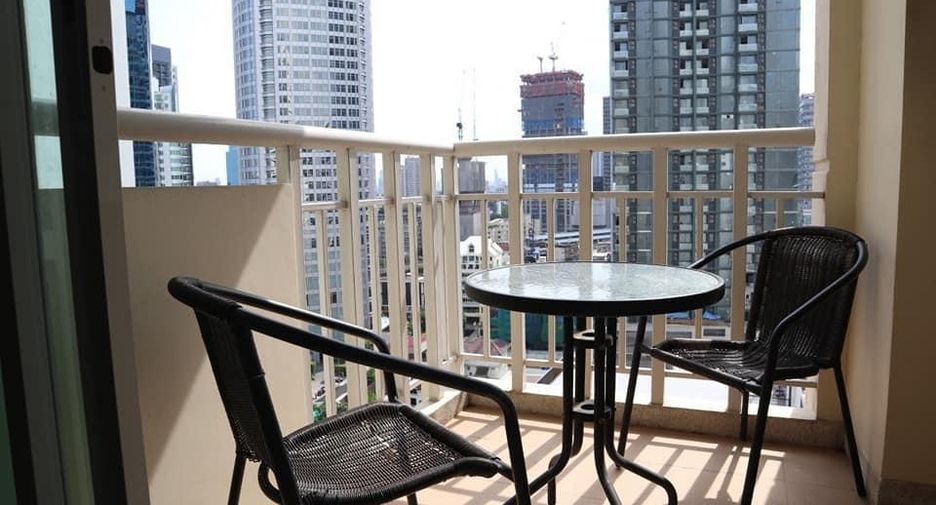 For rent and for sale 2 bedrooms condo in Watthana, Bangkok