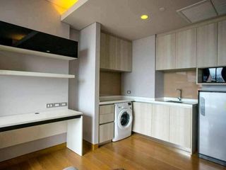 À louer 1 chambre condo à Khlong Toei, Bangkok