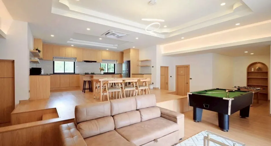 Villa zum Kauf mit 4 Zimmer in Huay Yai, Pattaya